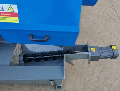 MetalTec BS 300 ZA автоматический колонный ленточнопильный станок