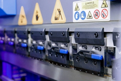 MetalTec HBC 50/1600 Листогибочный пресс с ЧПУ 4+1 CYBELEC CT12