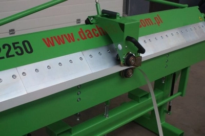 Сегментный усиленный листогиб Decker SM-2250 с одной сегментной балкой