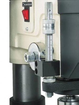 Вертикально-сверлильный станок JDP-17F
