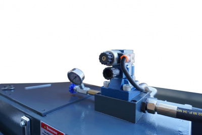 Гидравлическая гильотина MetalMaster HCJ 3280 E