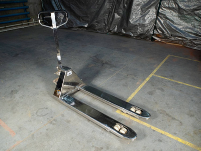 Тележка гидравлическая 2000 кг 2000 мм TOR BX 
нержавеющая сталь (нейлоновые колеса)