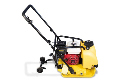 Виброплита TOR C-85T(R) 90 кг, 13,5кН (Honda) бак, коврик, колесный комплект