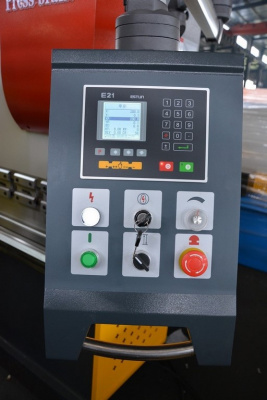 Гидравлический вертикально - гибочный пресс MetalMaster HPJ 32100